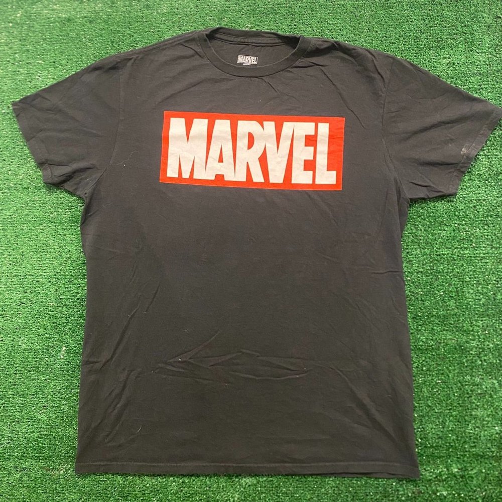 Marvel Comics Basic Essential Vintage T-Shirt - image 1